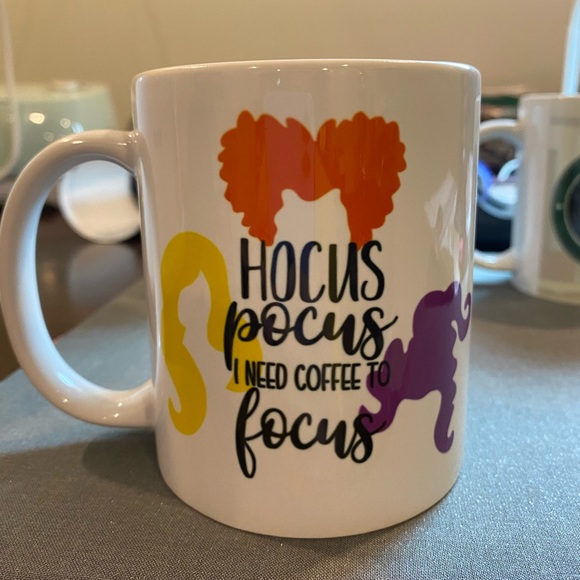 Hocus Pocus I need coffee to focus mug - Picture 1 of 2